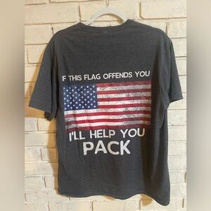 GILDAN Ring Spun Fan favorite crew neck tee. Short sleeve Heather Gray  EUC